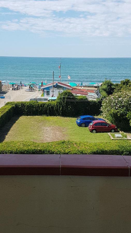 Apartmán Casa Bea Marinella Marinella di Sarzana Exteriér fotografie
